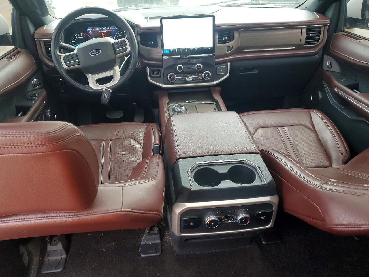 2022 FORD Expedition