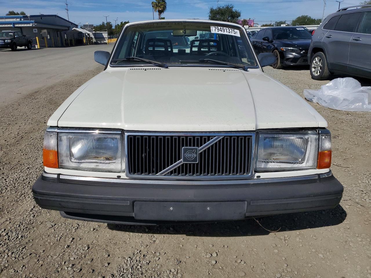 1990 VOLVO 240