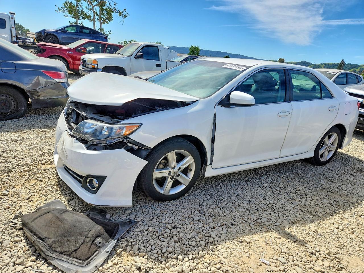 2013 TOYOTA CAMRY