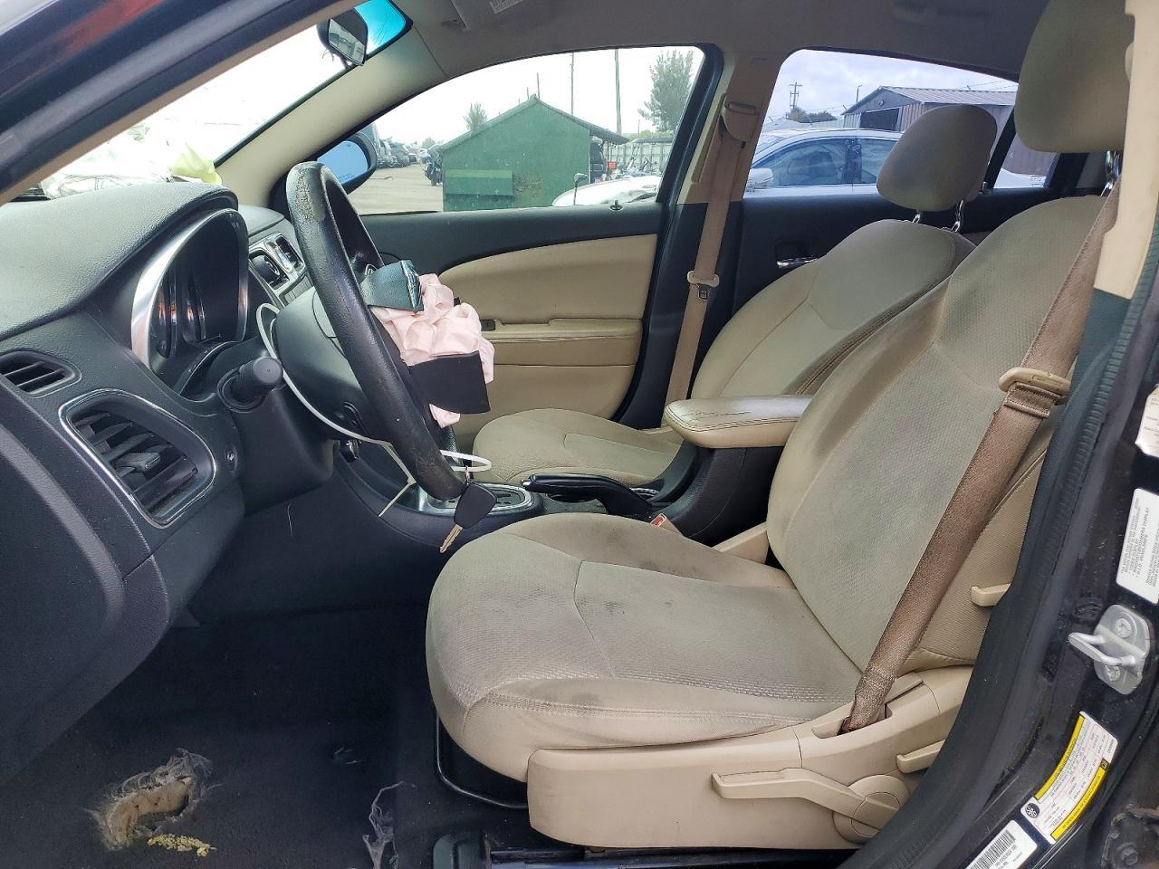 2014 CHRYSLER 200