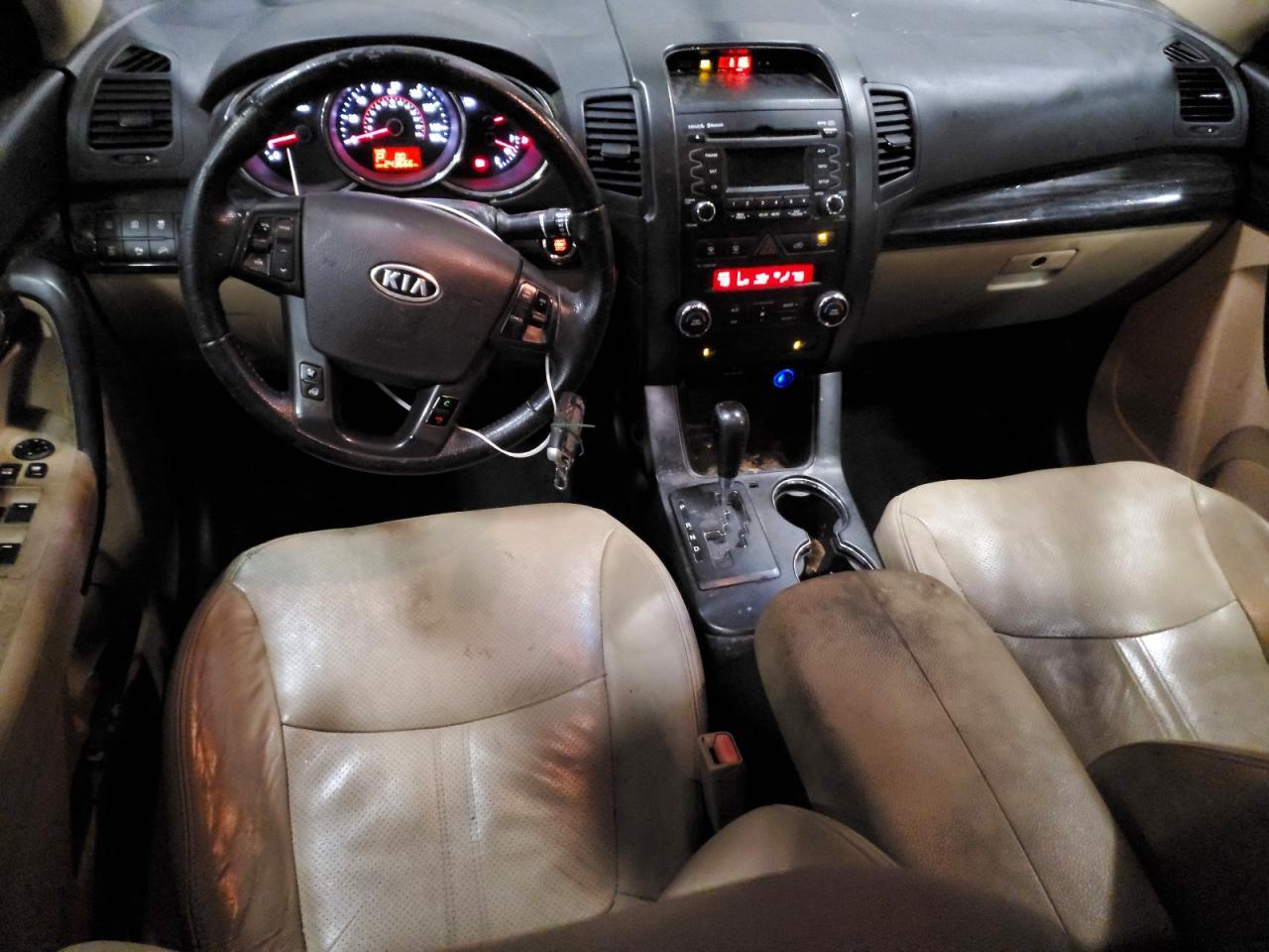 2011 KIA SORENTO