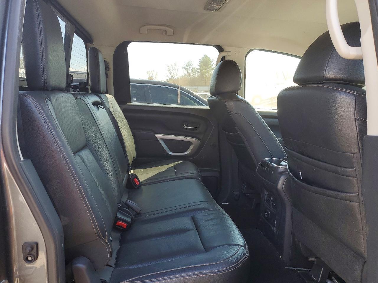 2018 NISSAN Titan