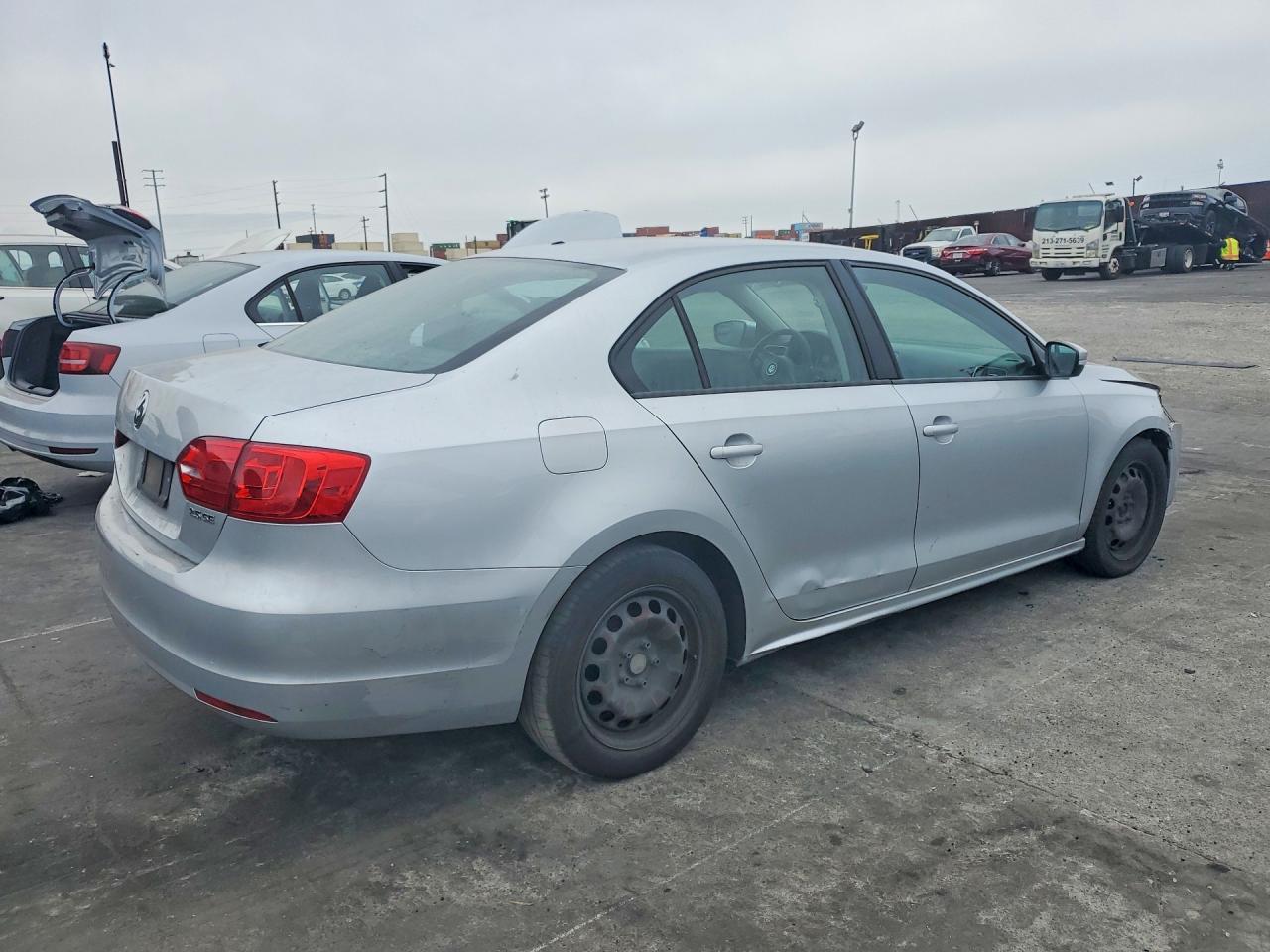 2012 VOLKSWAGEN JETTA