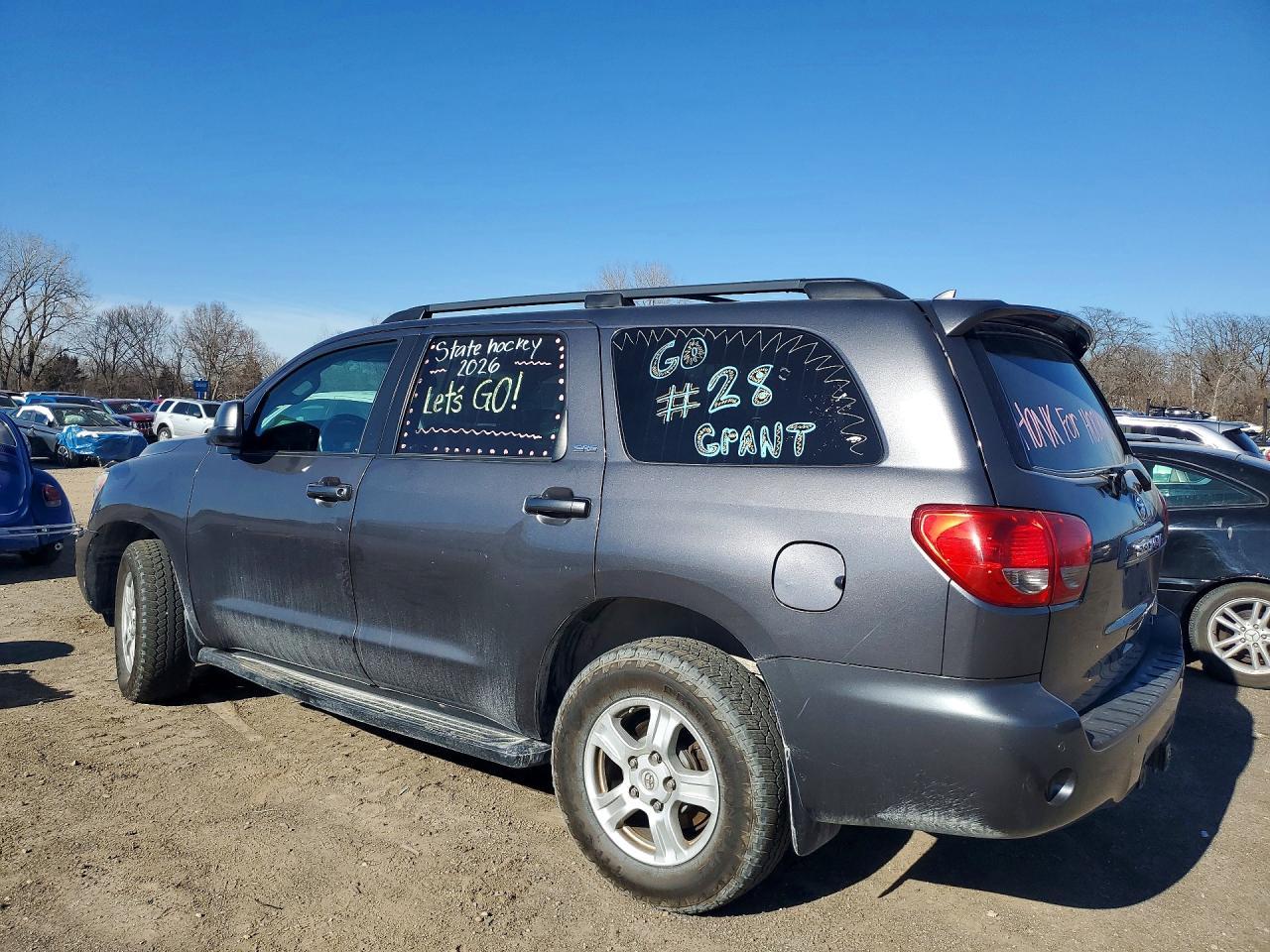 2016 TOYOTA Sequoia