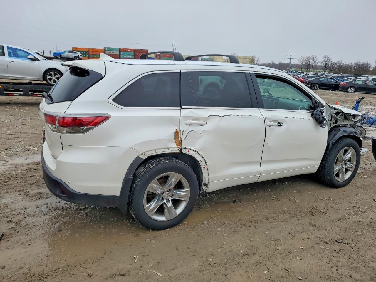 2015 TOYOTA HIGHLANDER