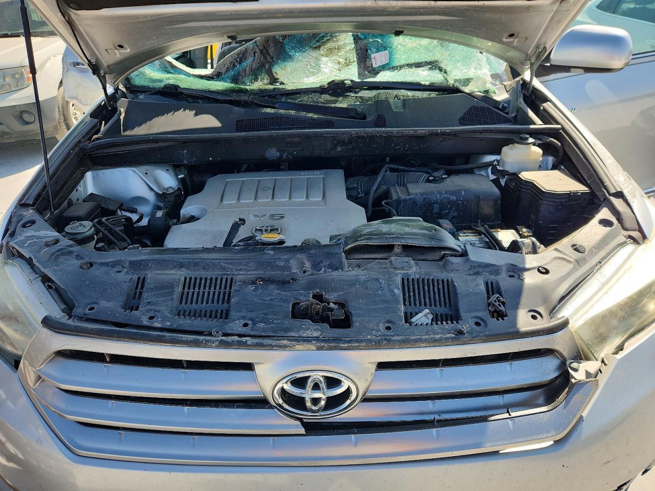 2012 TOYOTA HIGHLANDER