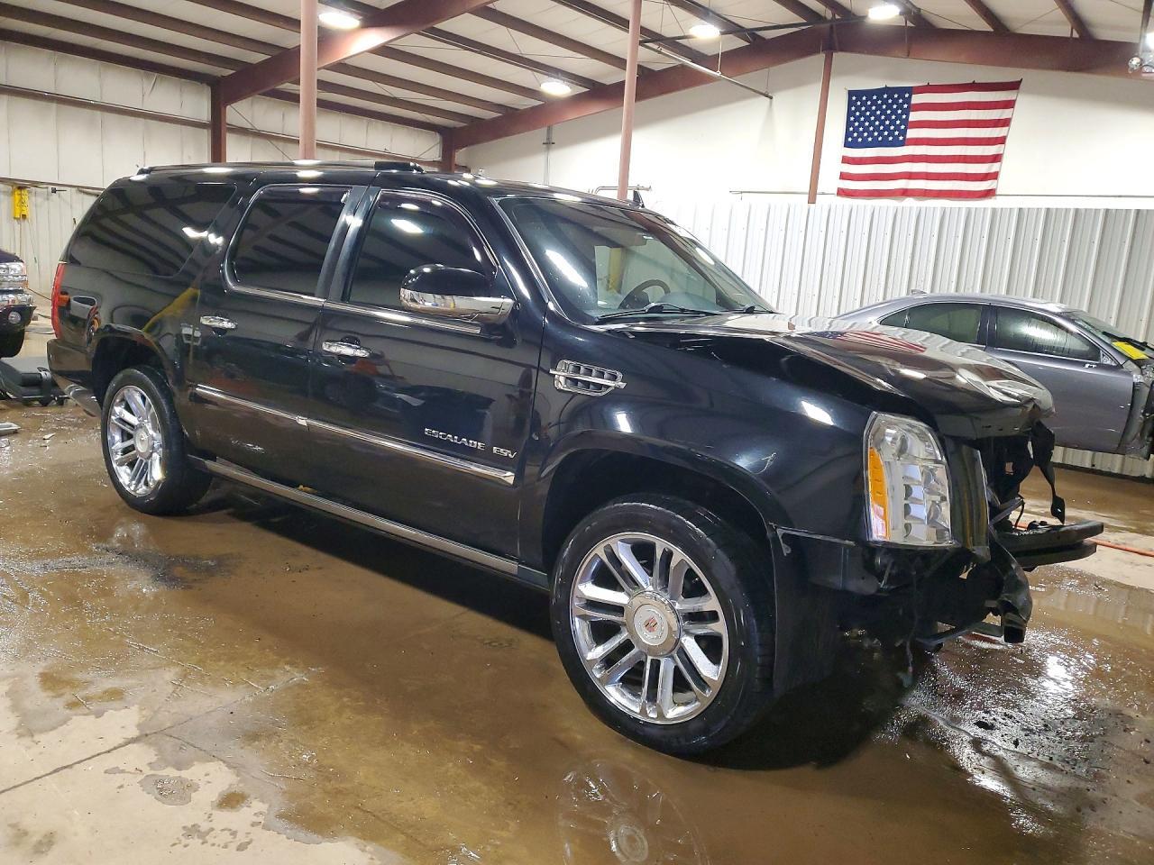 2012 CADILLAC Escalade ESV