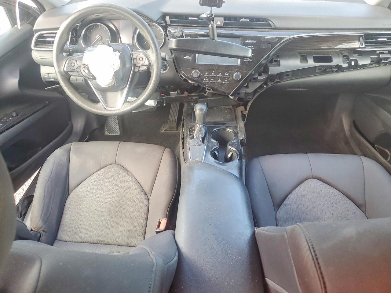 2019 TOYOTA CAMRY