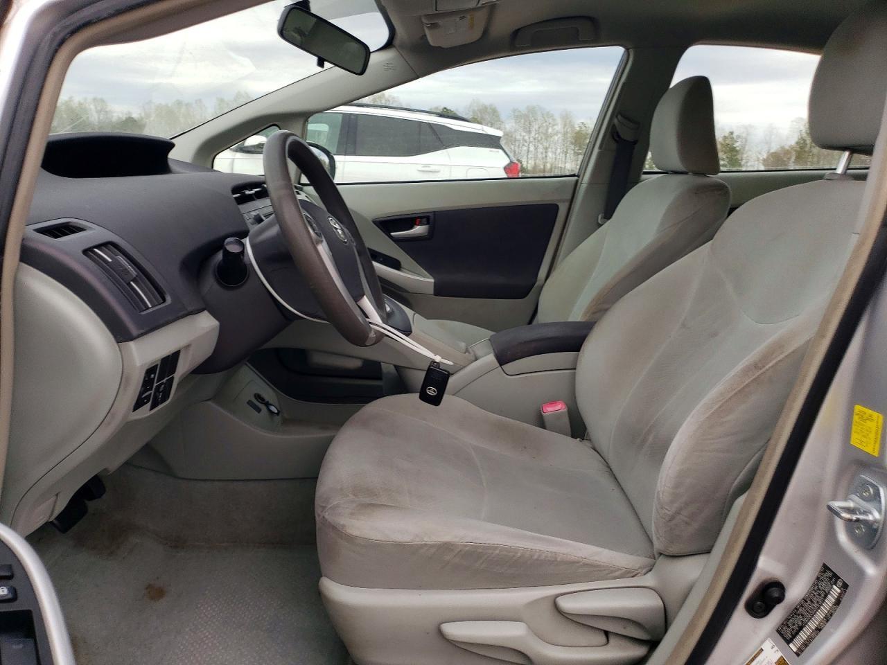 2010 TOYOTA PRIUS