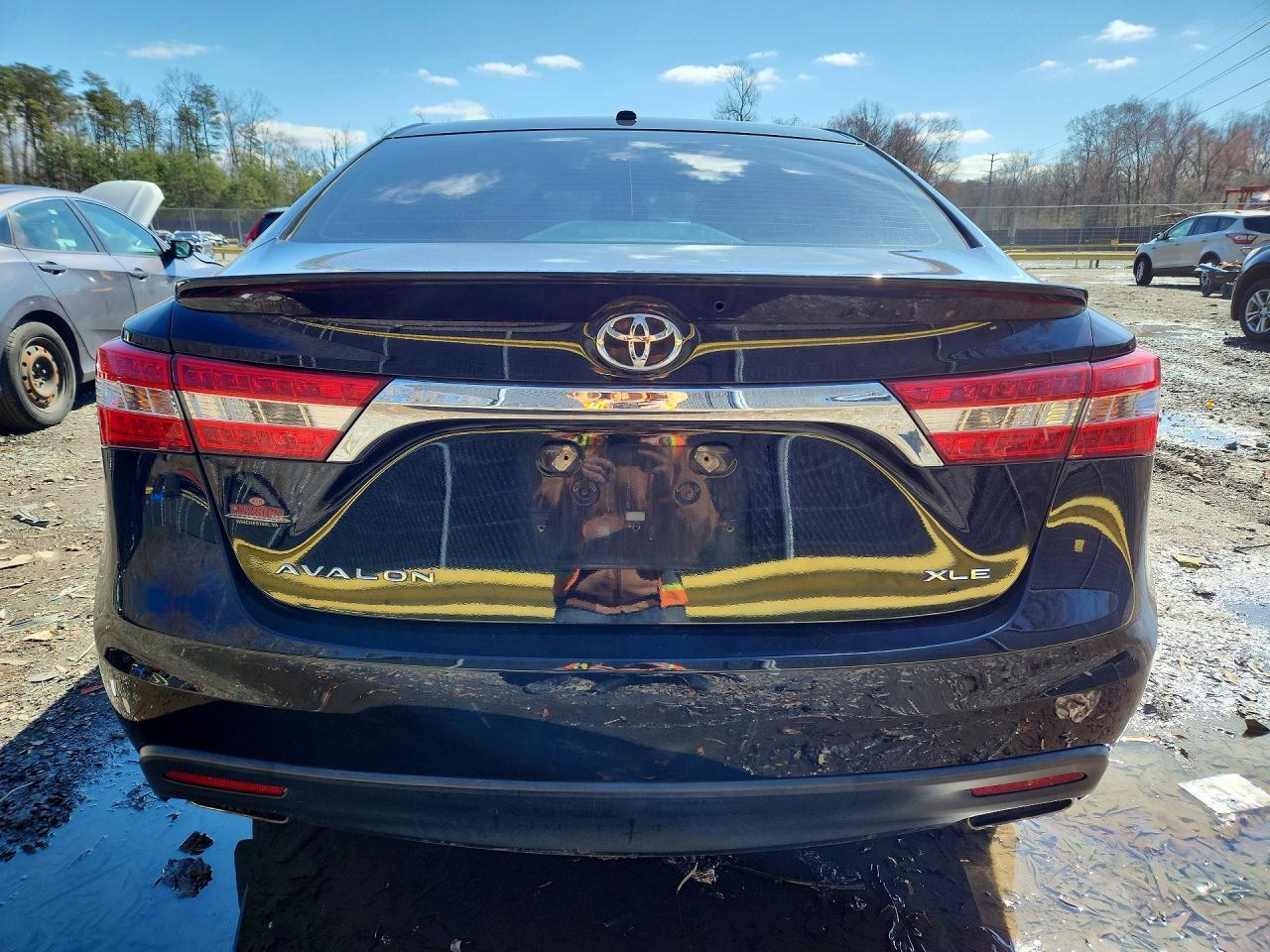 2015 TOYOTA Avalon
