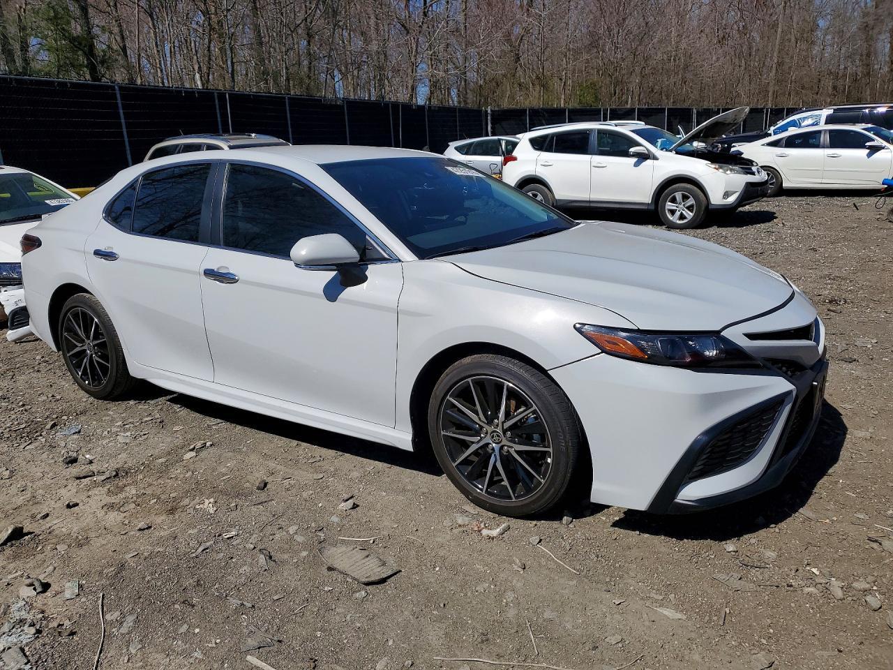 2024 TOYOTA CAMRY