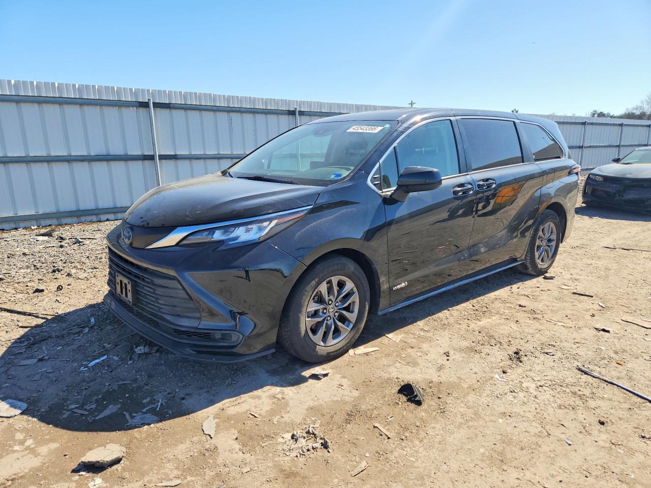 2021 TOYOTA SIENNA