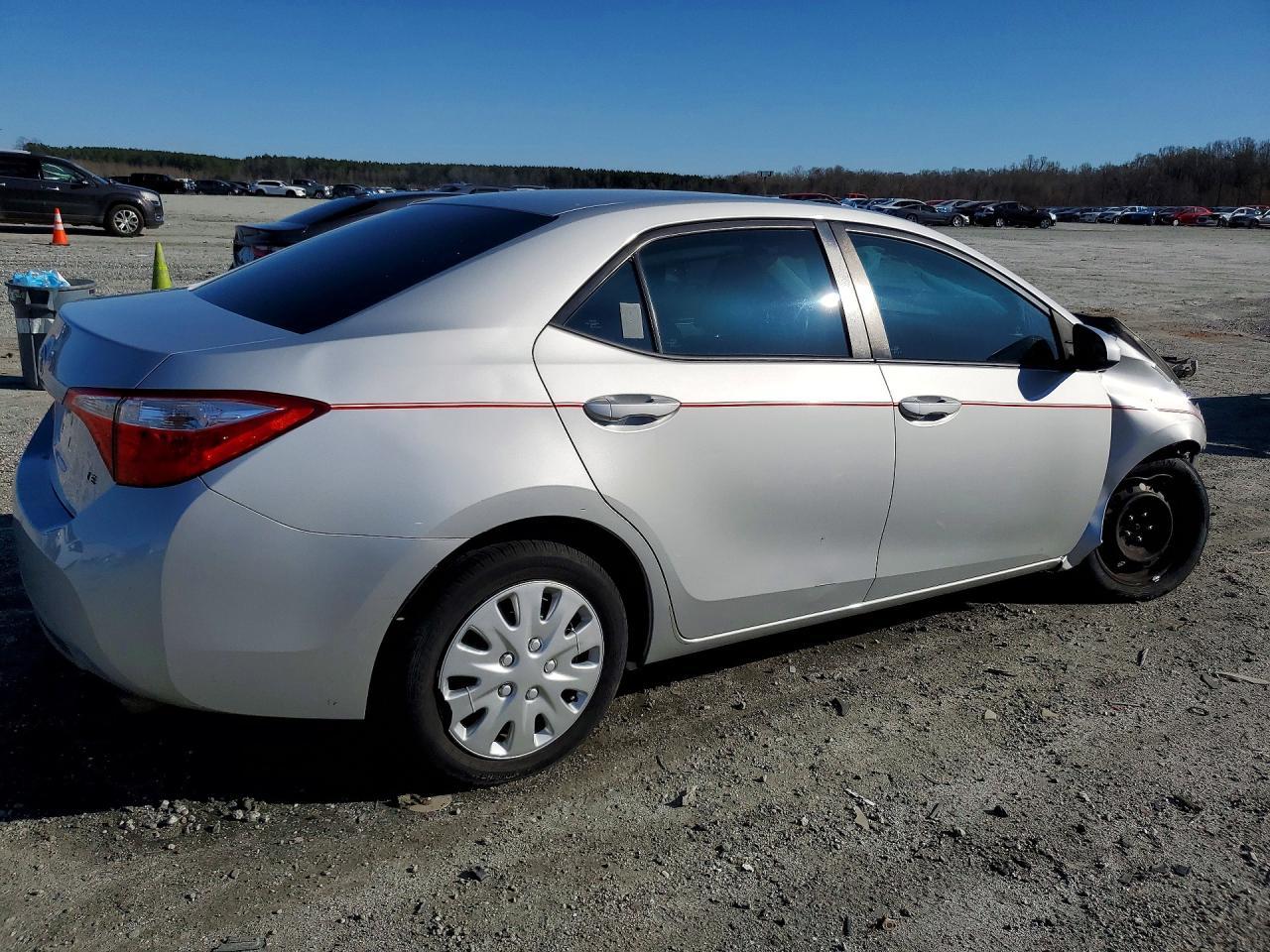 2015 TOYOTA COROLLA