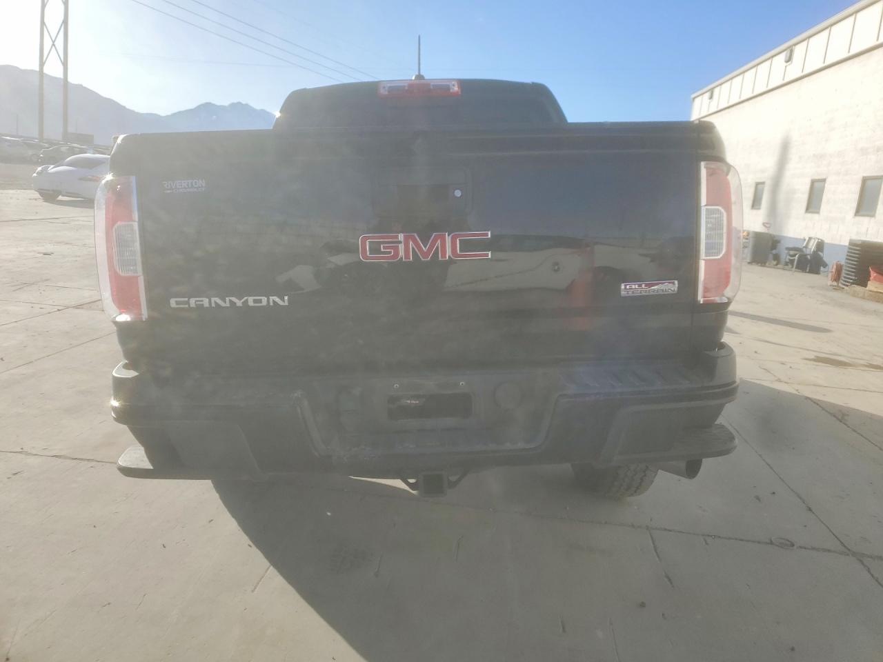 2017 GMC CANYON