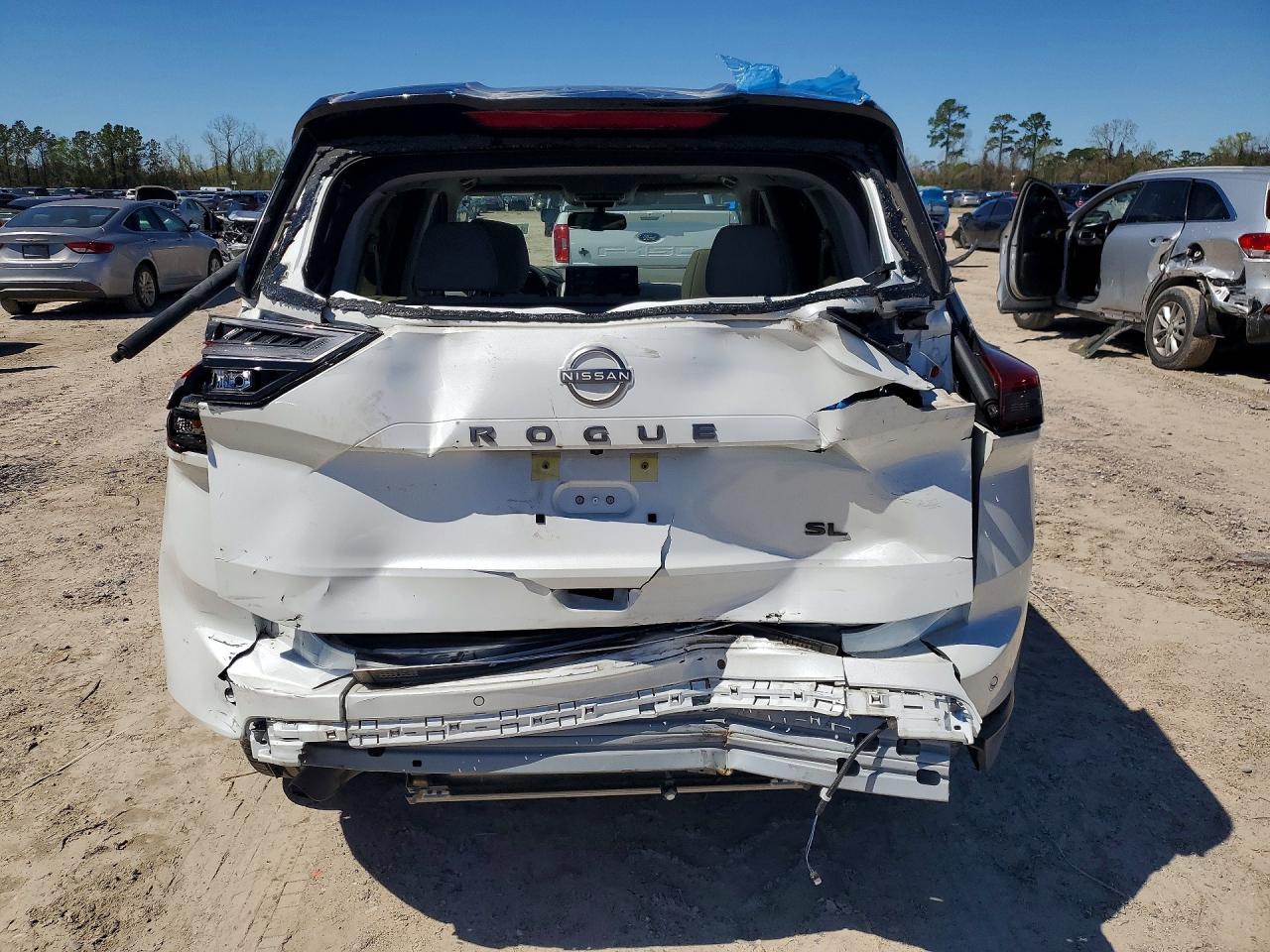 2024 NISSAN ROGUE