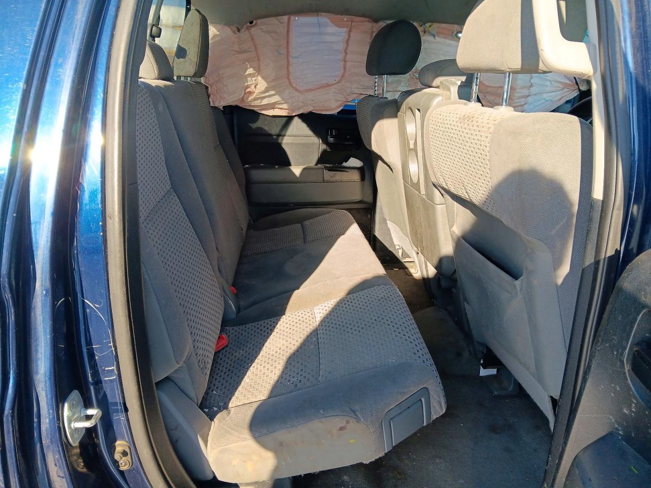 2011 TOYOTA TUNDRA