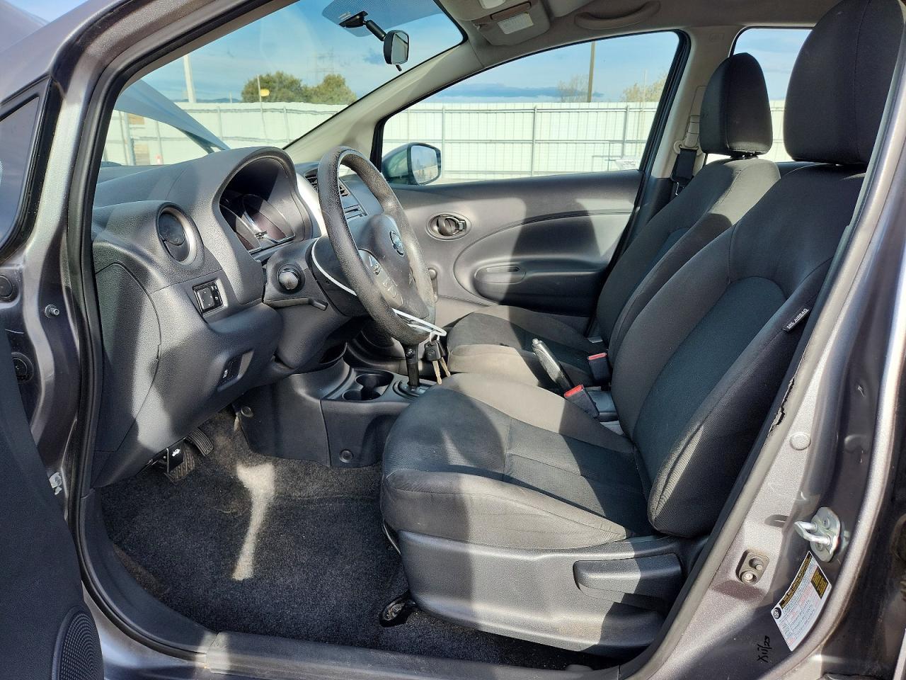 2016 NISSAN Versa Note