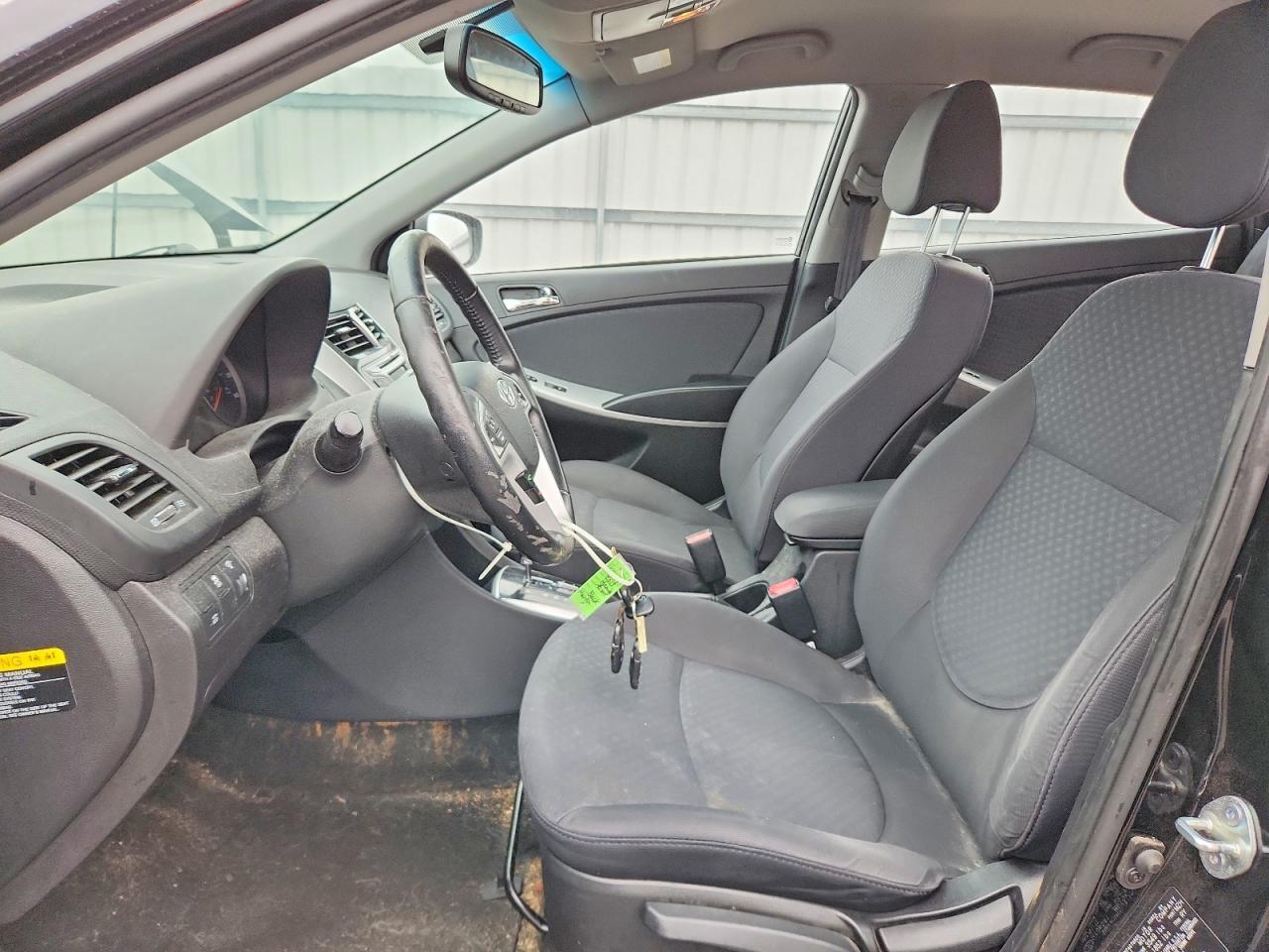 2013 HYUNDAI ACCENT