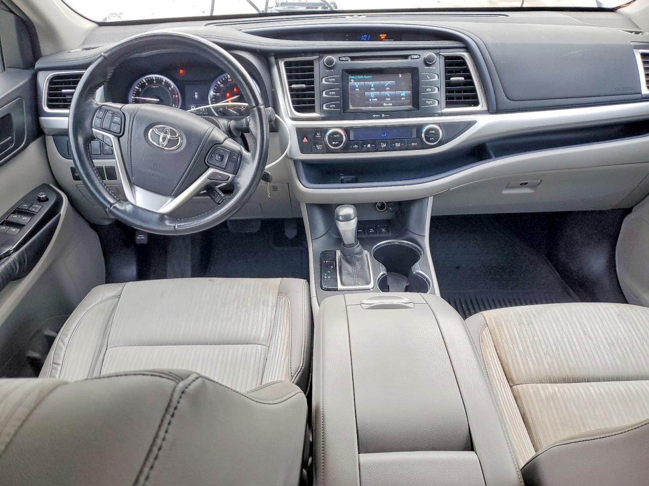 2015 TOYOTA HIGHLANDER