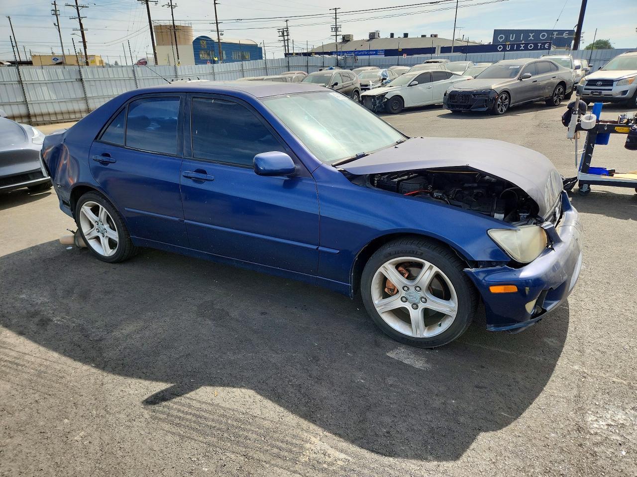 2004 LEXUS IS 300