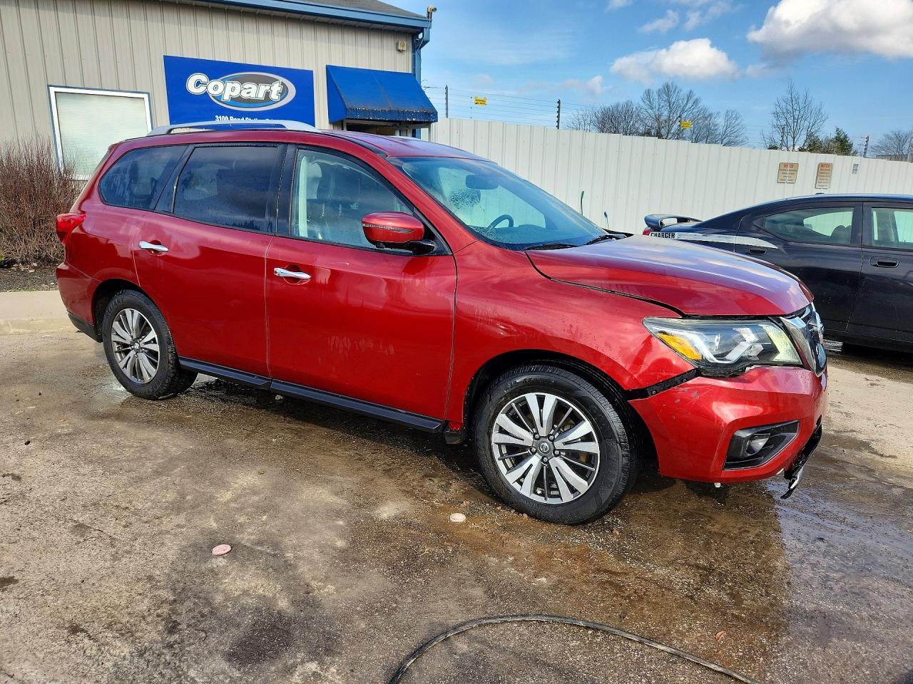 2017 NISSAN PATHFINDER