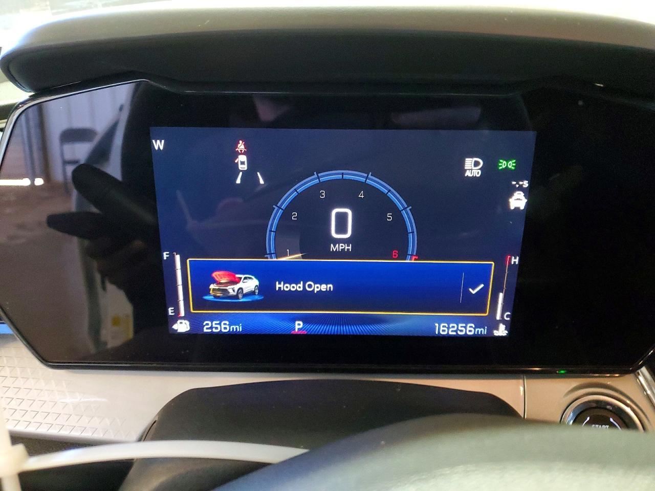 2025 CHEVROLET TRAX