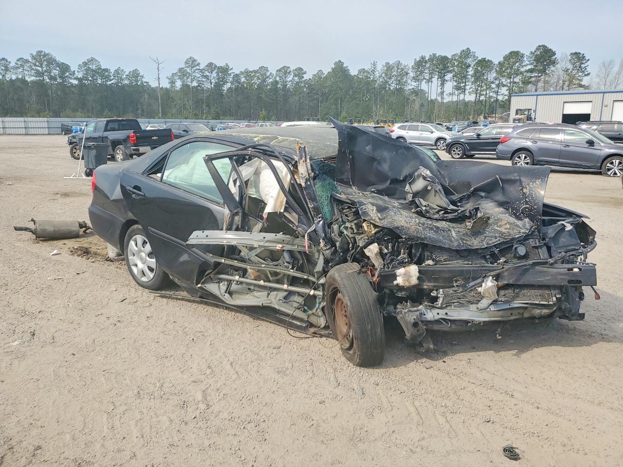 2004 TOYOTA CAMRY