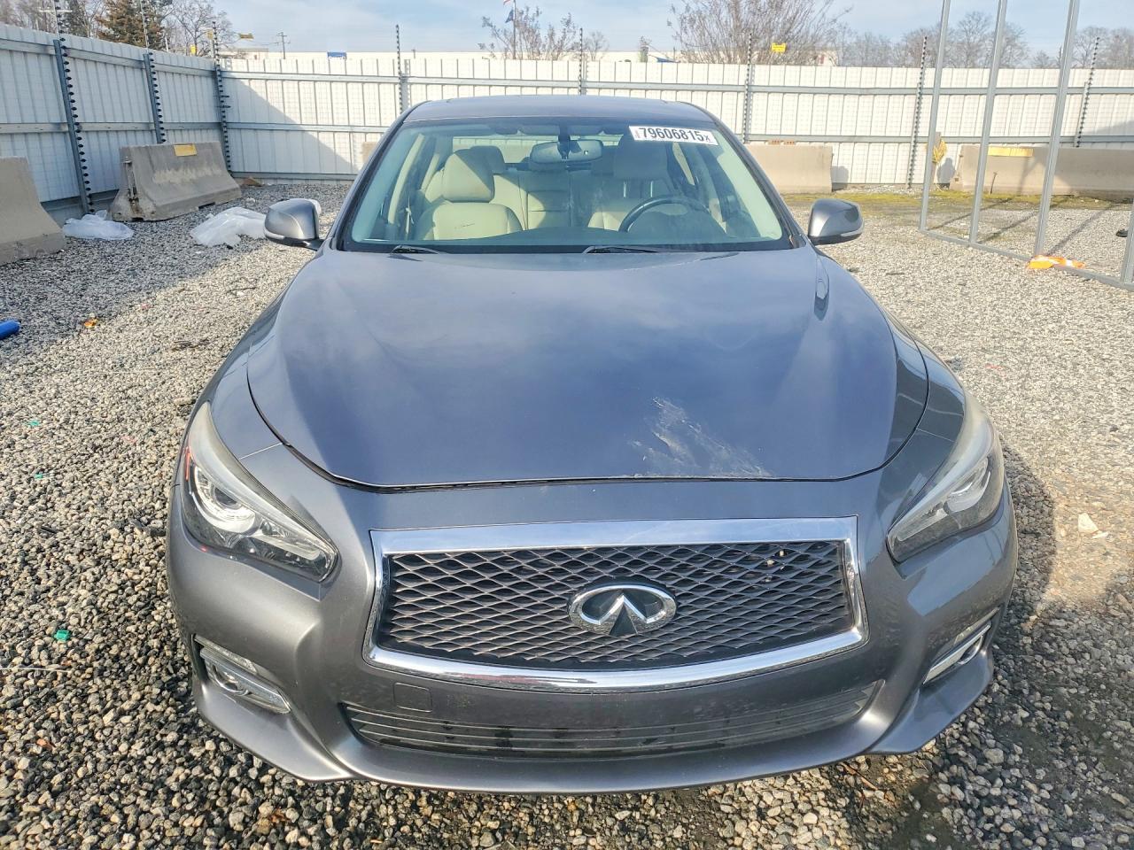 2015 INFINITI Q50