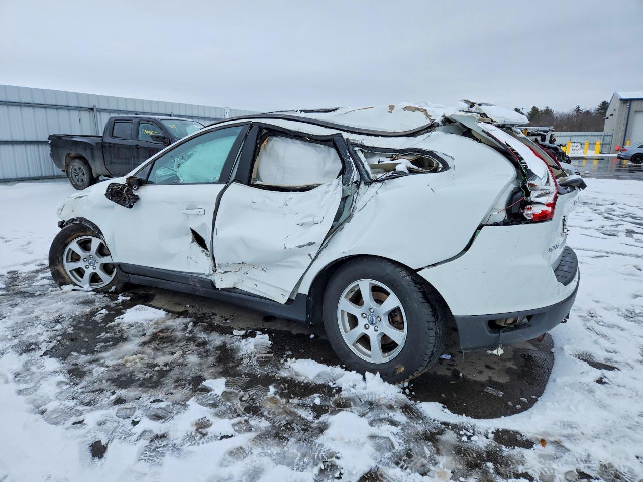 2010 VOLVO XC60