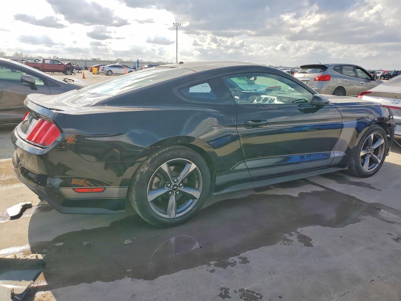 2015 FORD MUSTANG