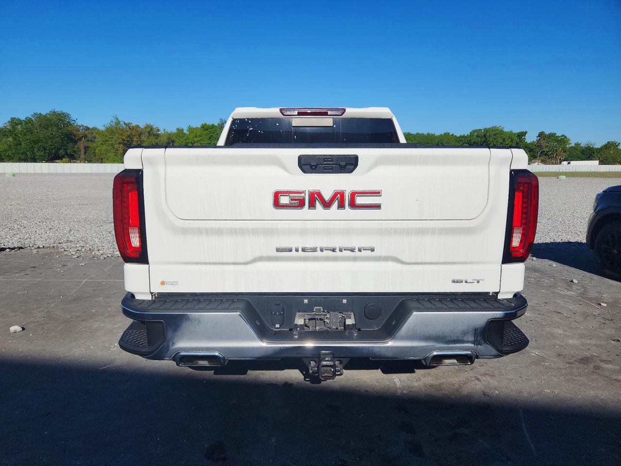 2024 GMC Sierra