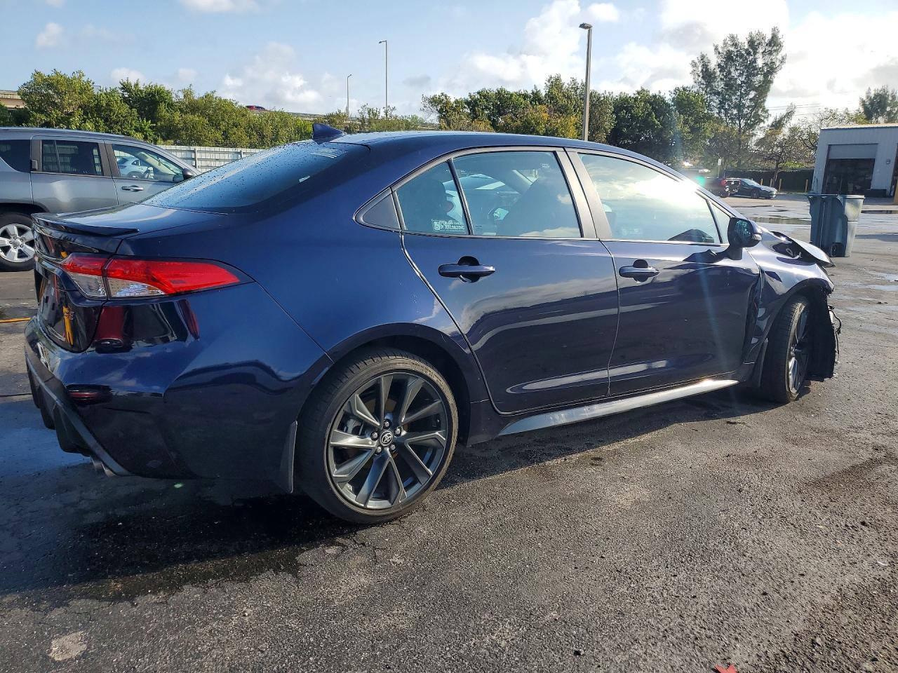 2025 TOYOTA COROLLA