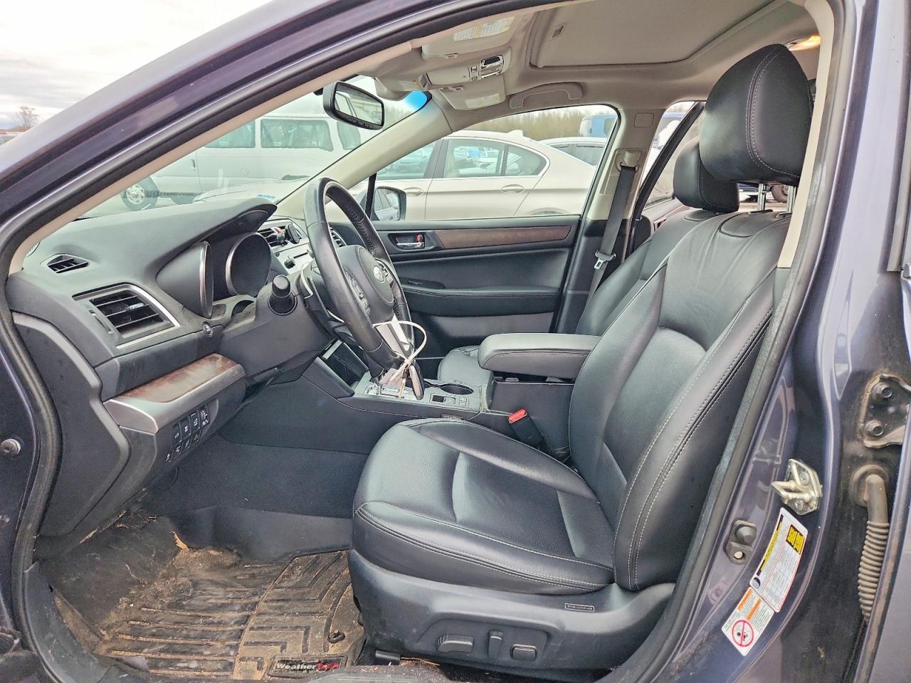 2016 SUBARU Outback
