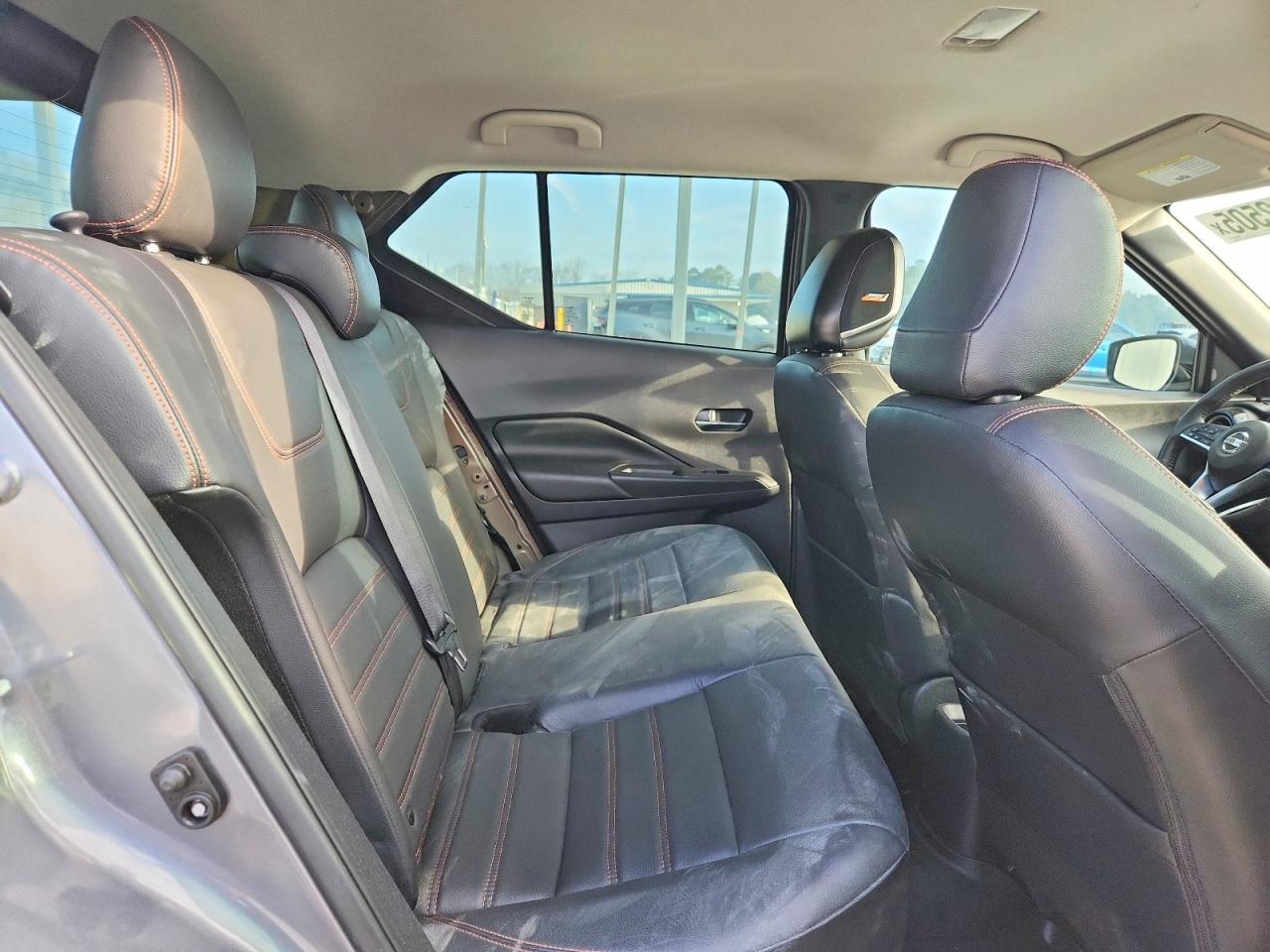 2020 NISSAN KICKS