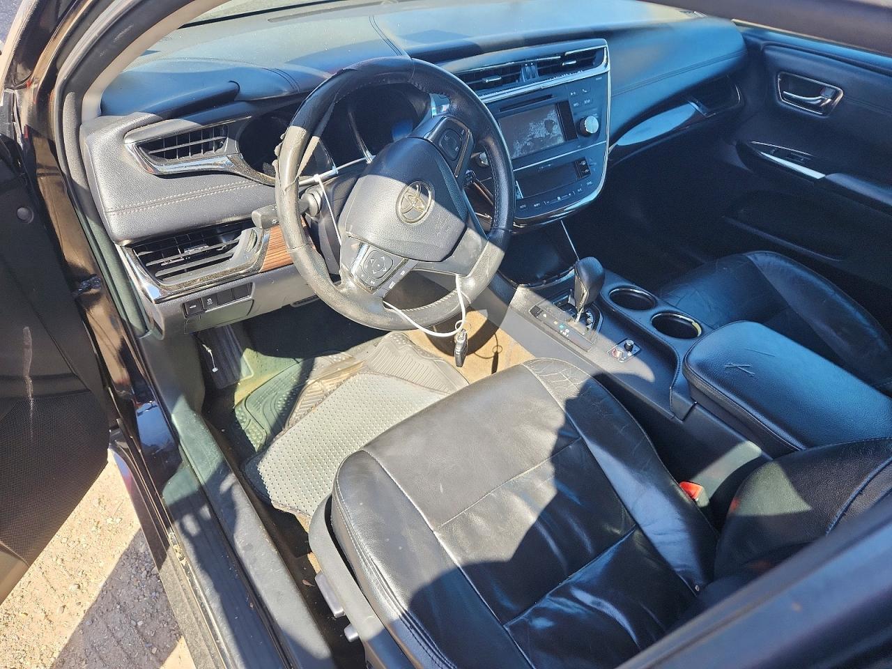 2013 TOYOTA Avalon