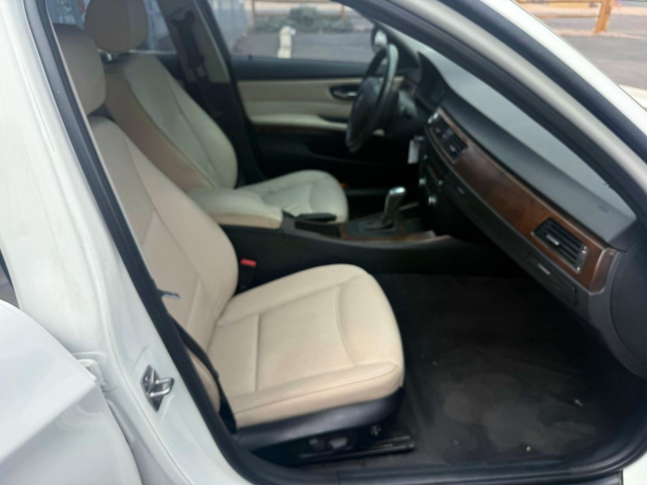 2011 BMW 3 SERIES