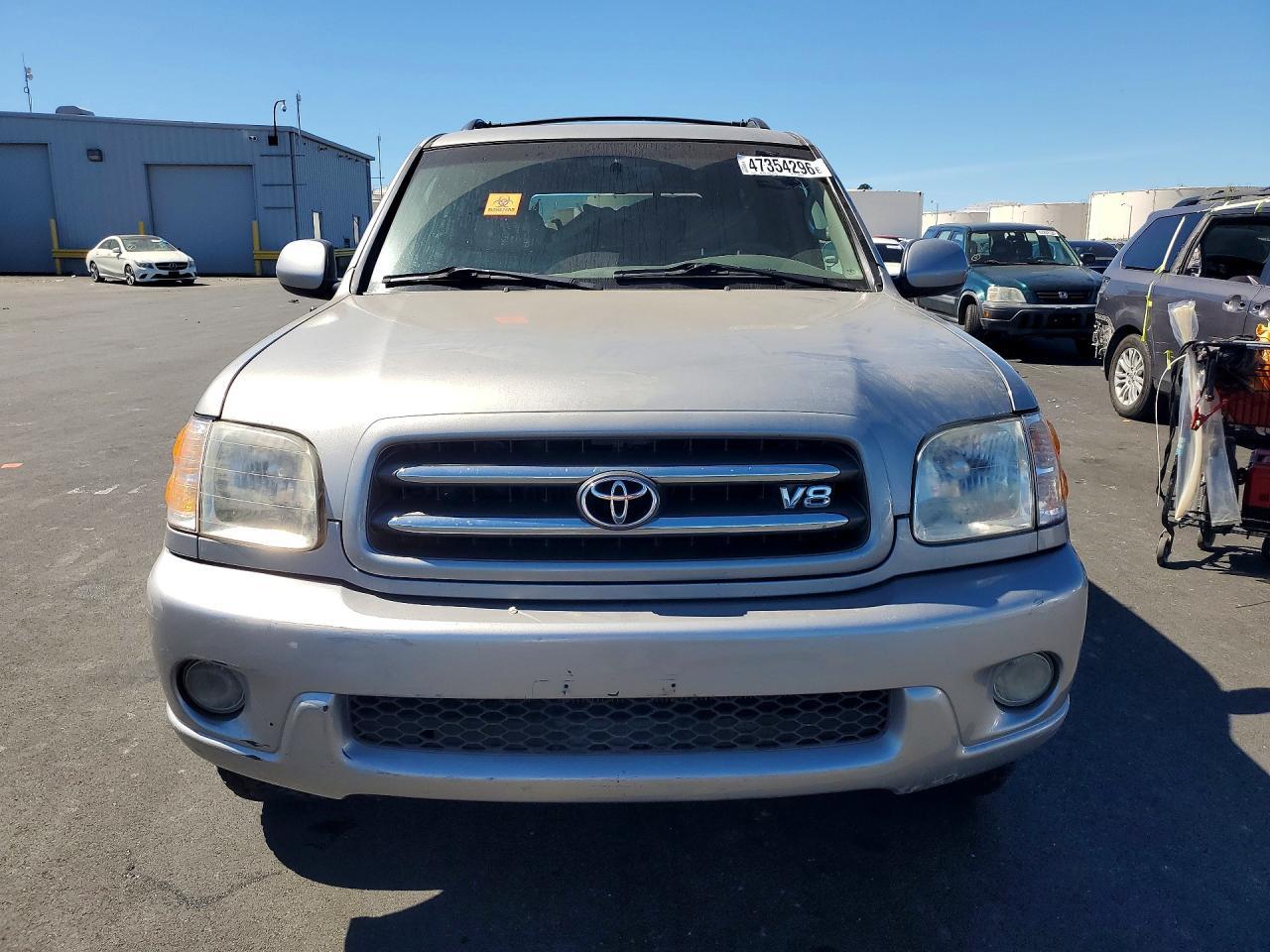 2003 TOYOTA Sequoia