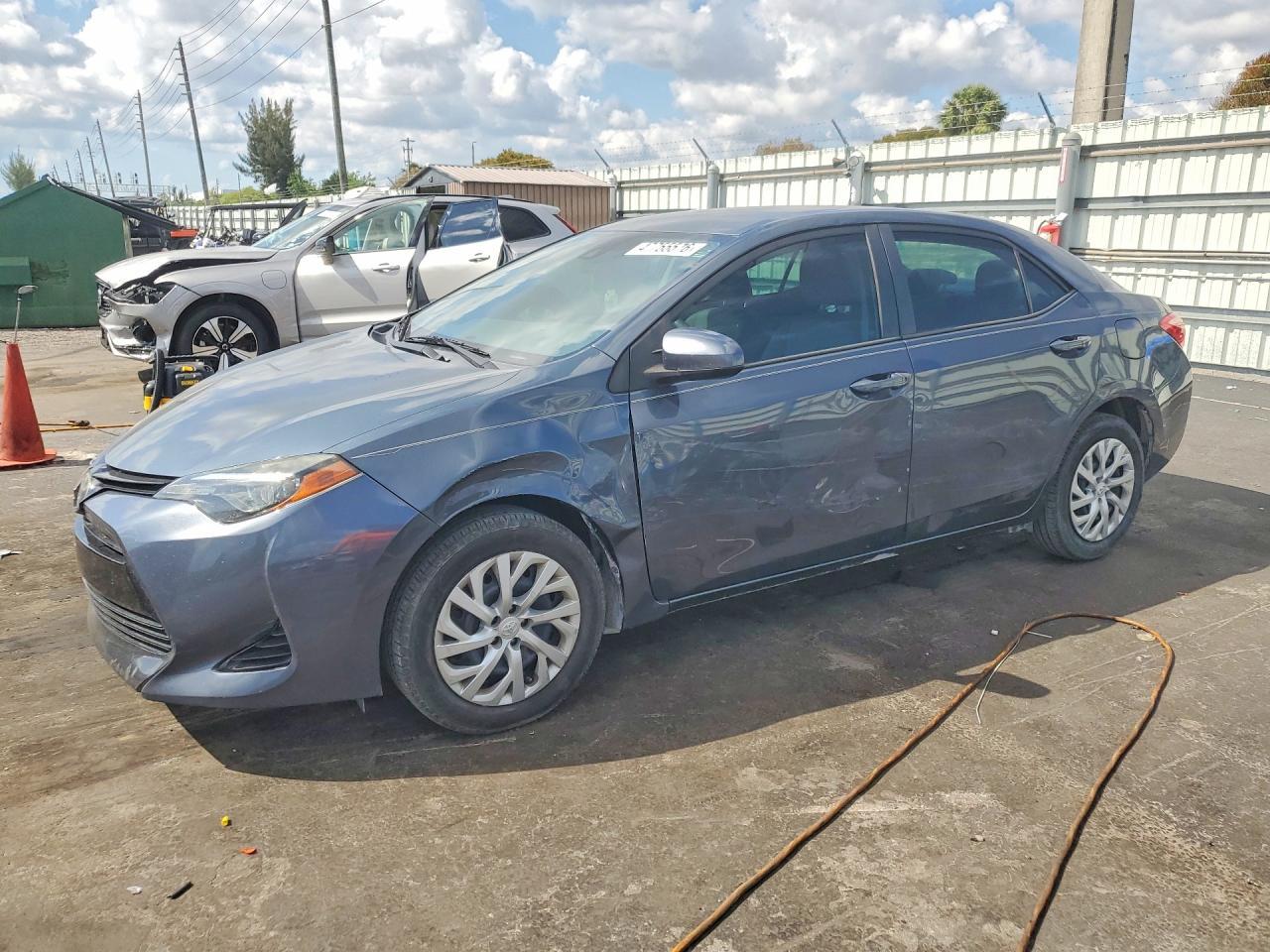2018 TOYOTA COROLLA