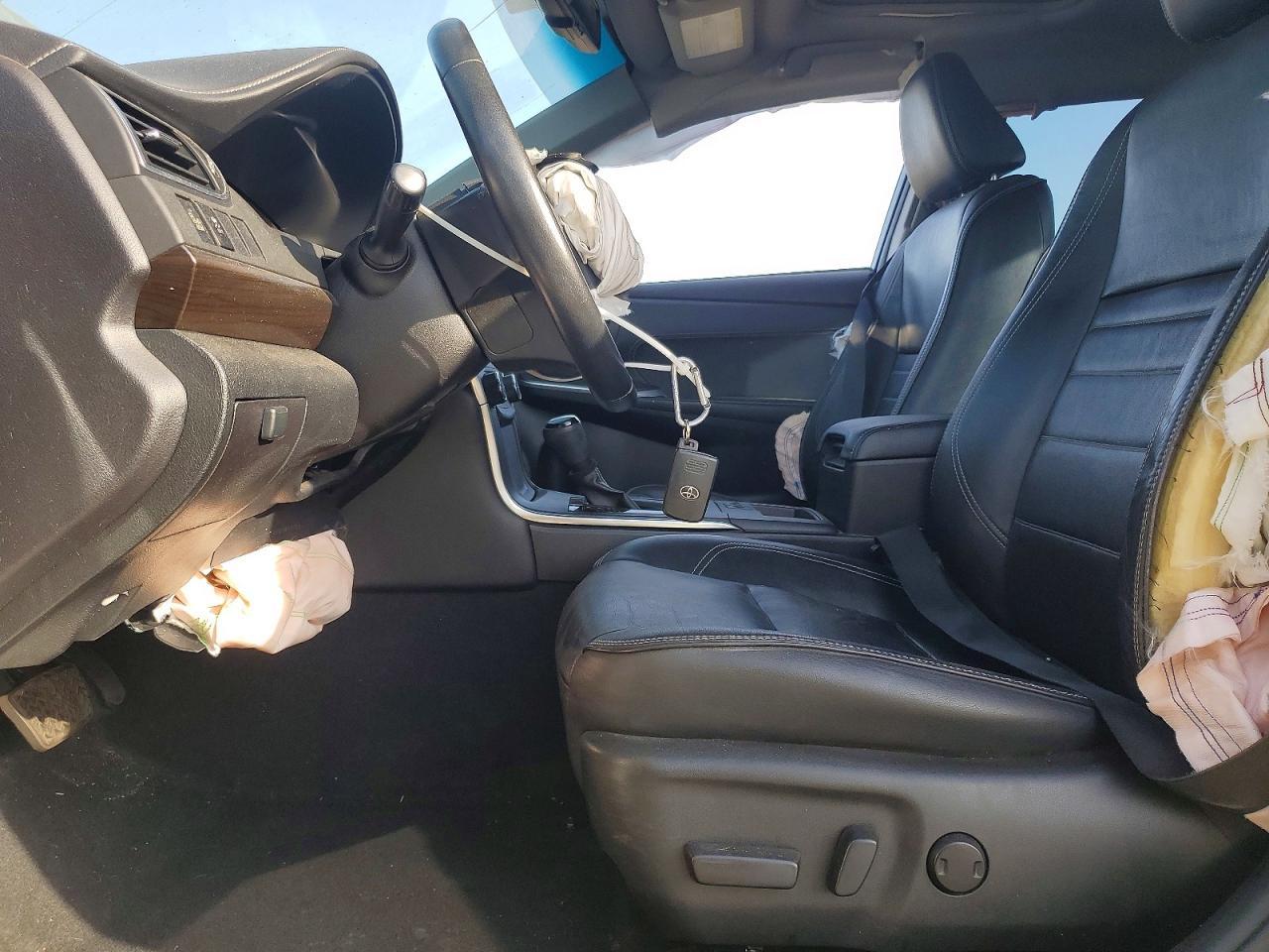 2015 TOYOTA CAMRY