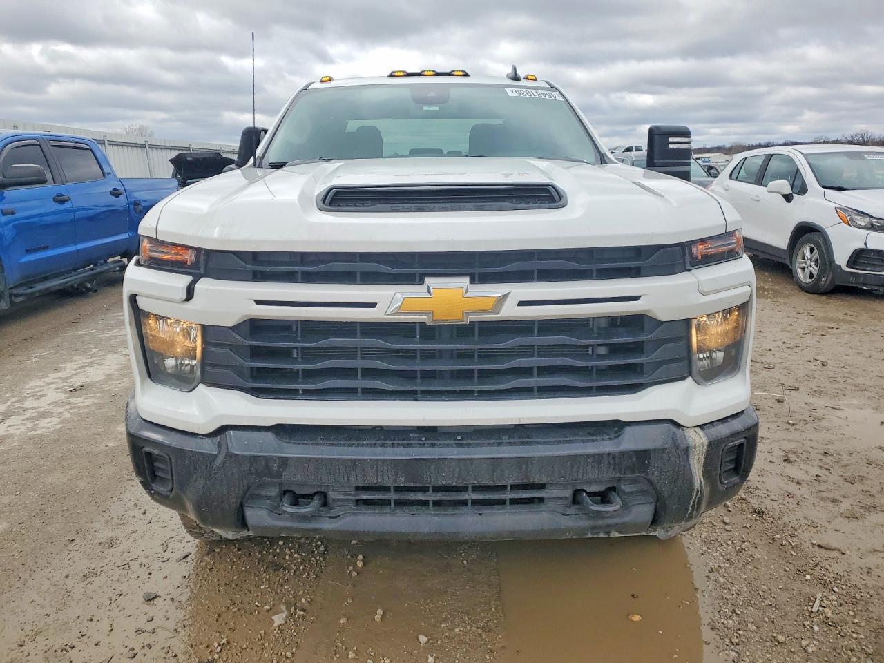 2024 CHEVROLET Silverado