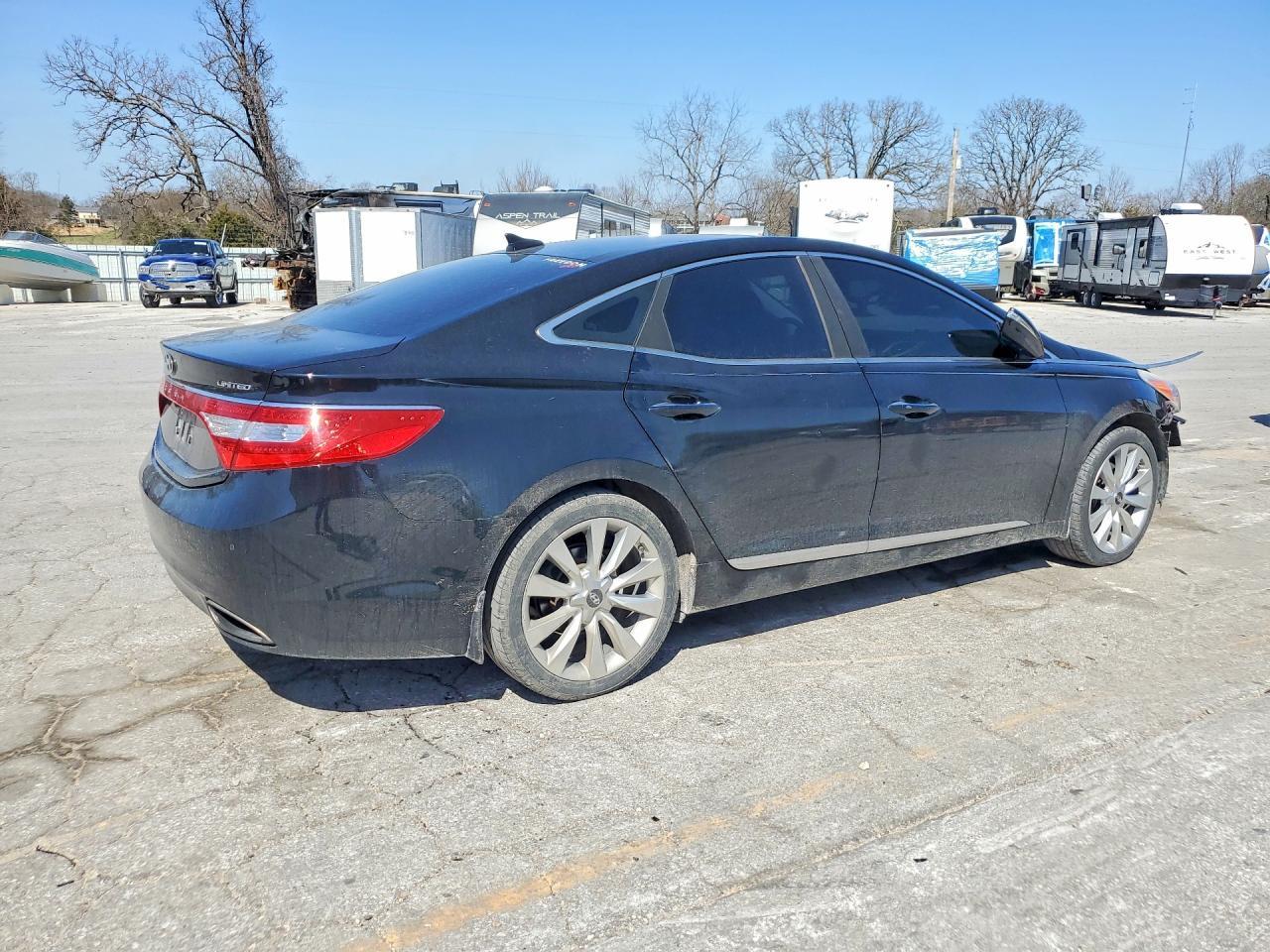 2014 HYUNDAI Azera