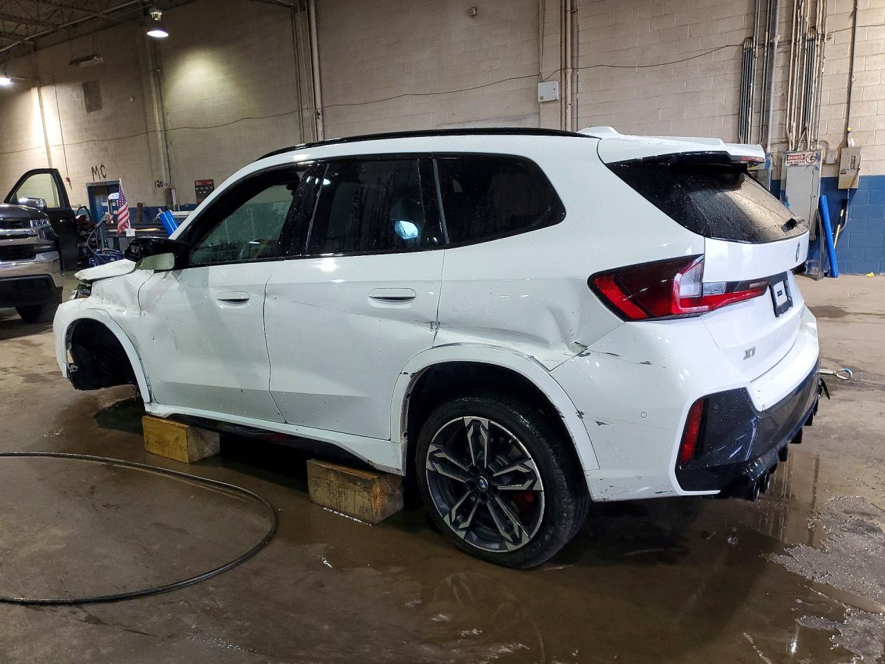 2024 BMW X1