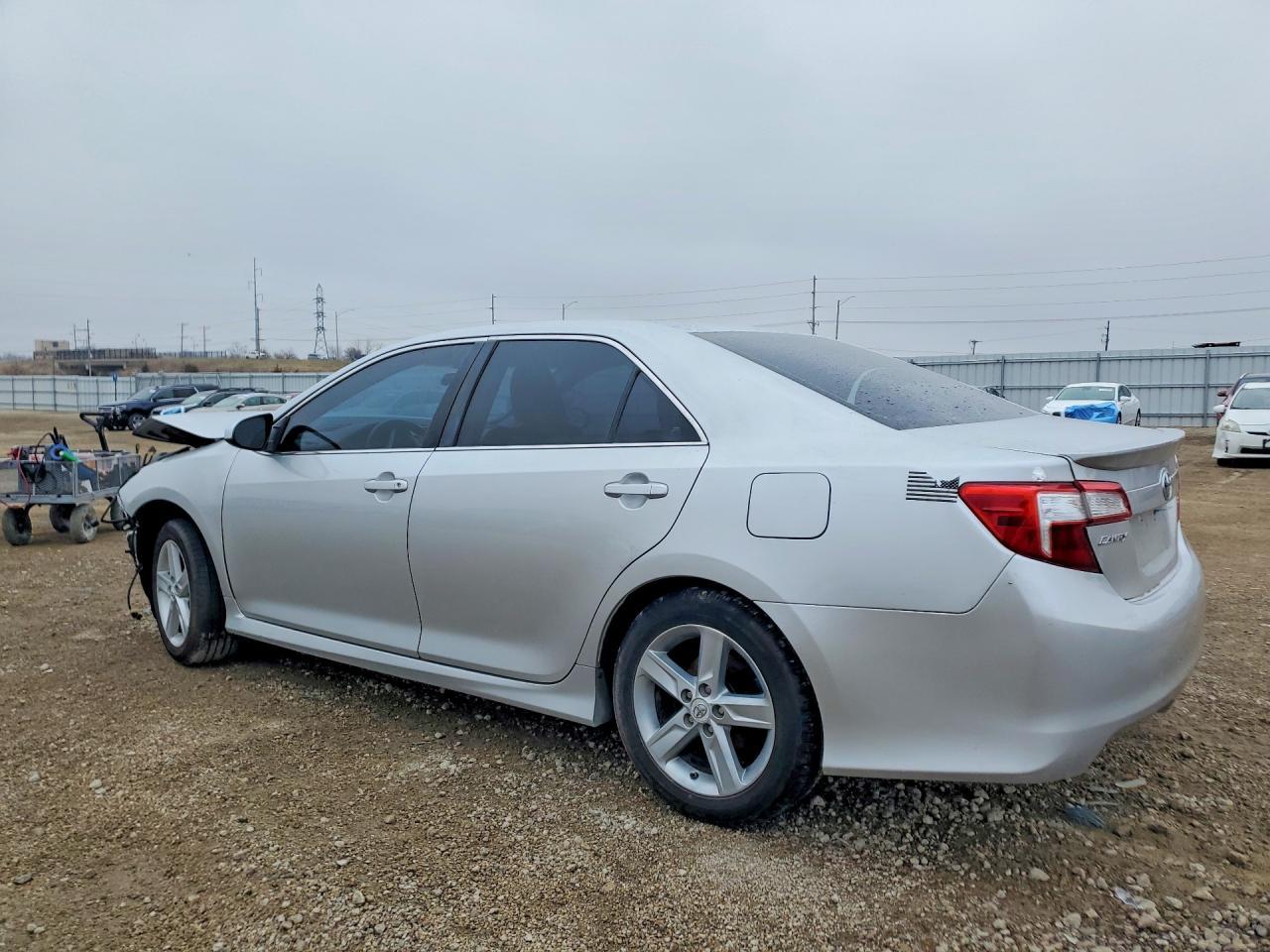 2012 TOYOTA CAMRY