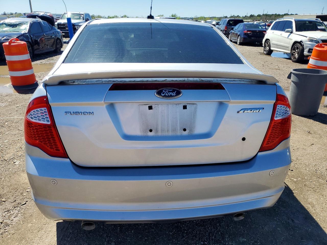 2011 FORD FUSION