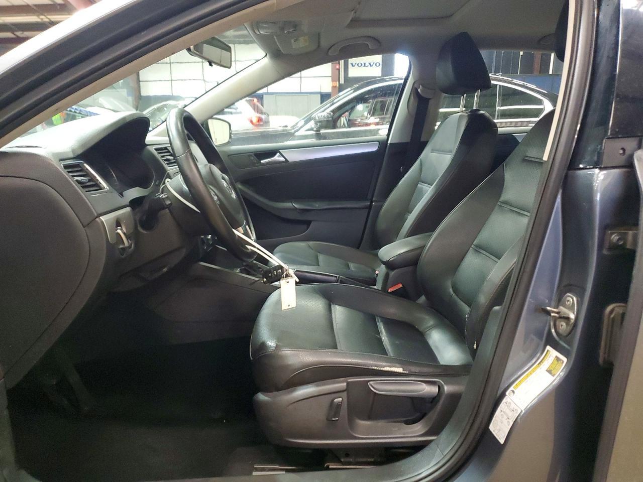 2013 VOLKSWAGEN JETTA