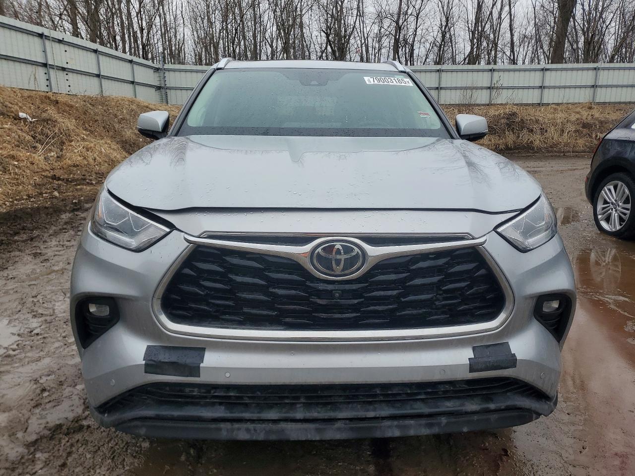 2022 TOYOTA HIGHLANDER