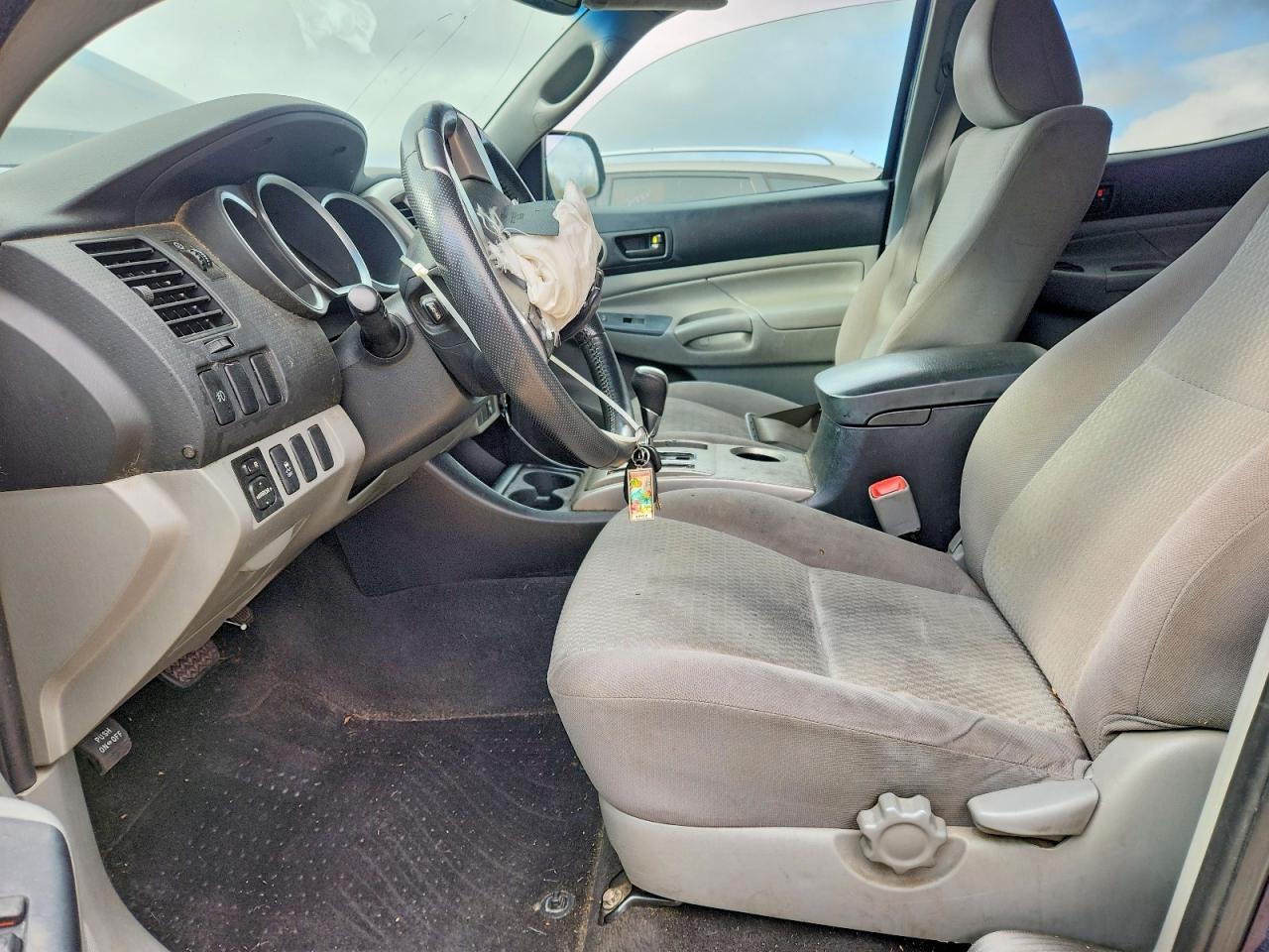 2012 TOYOTA TACOMA