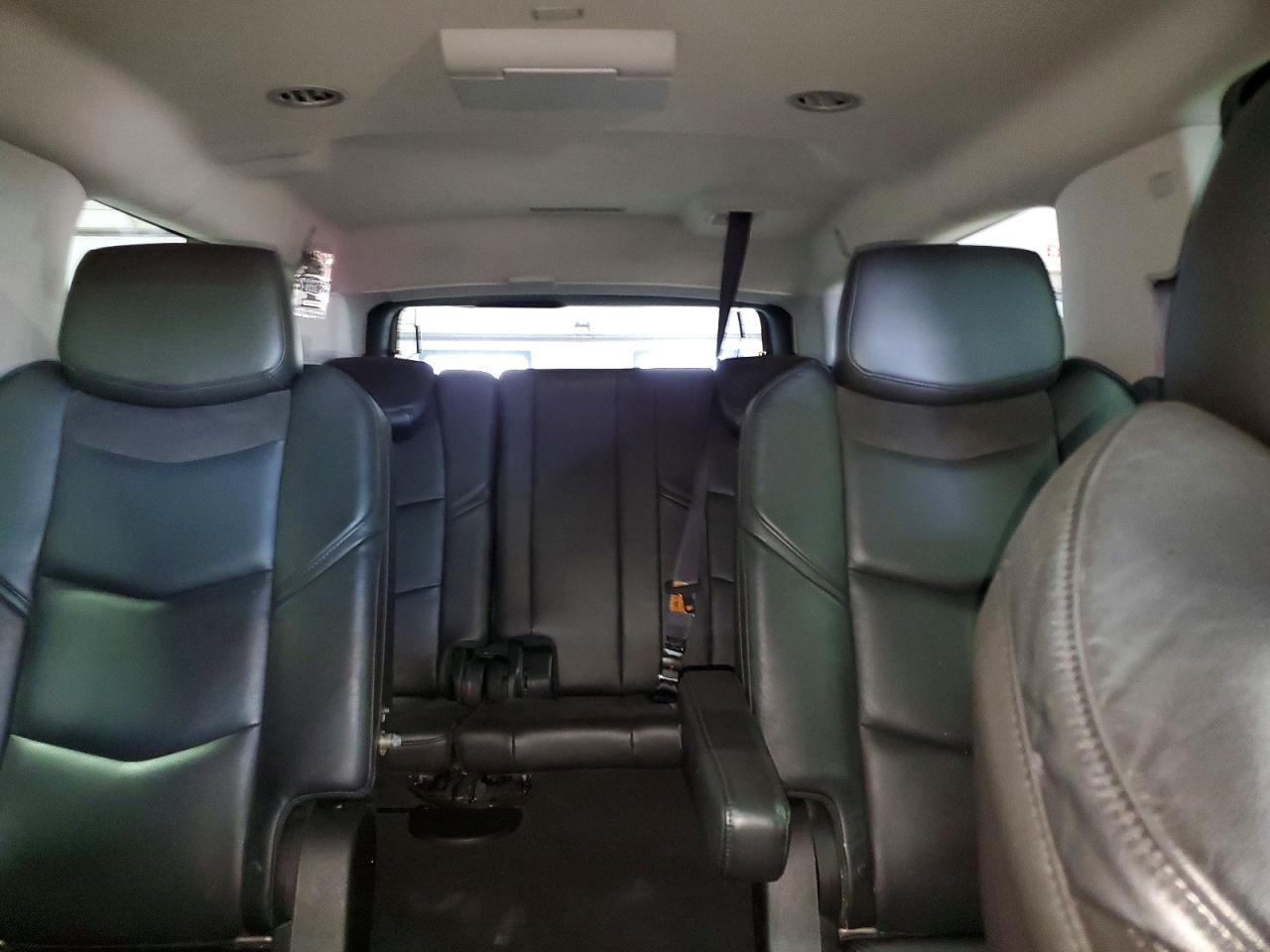 2015 CADILLAC Escalade ESV