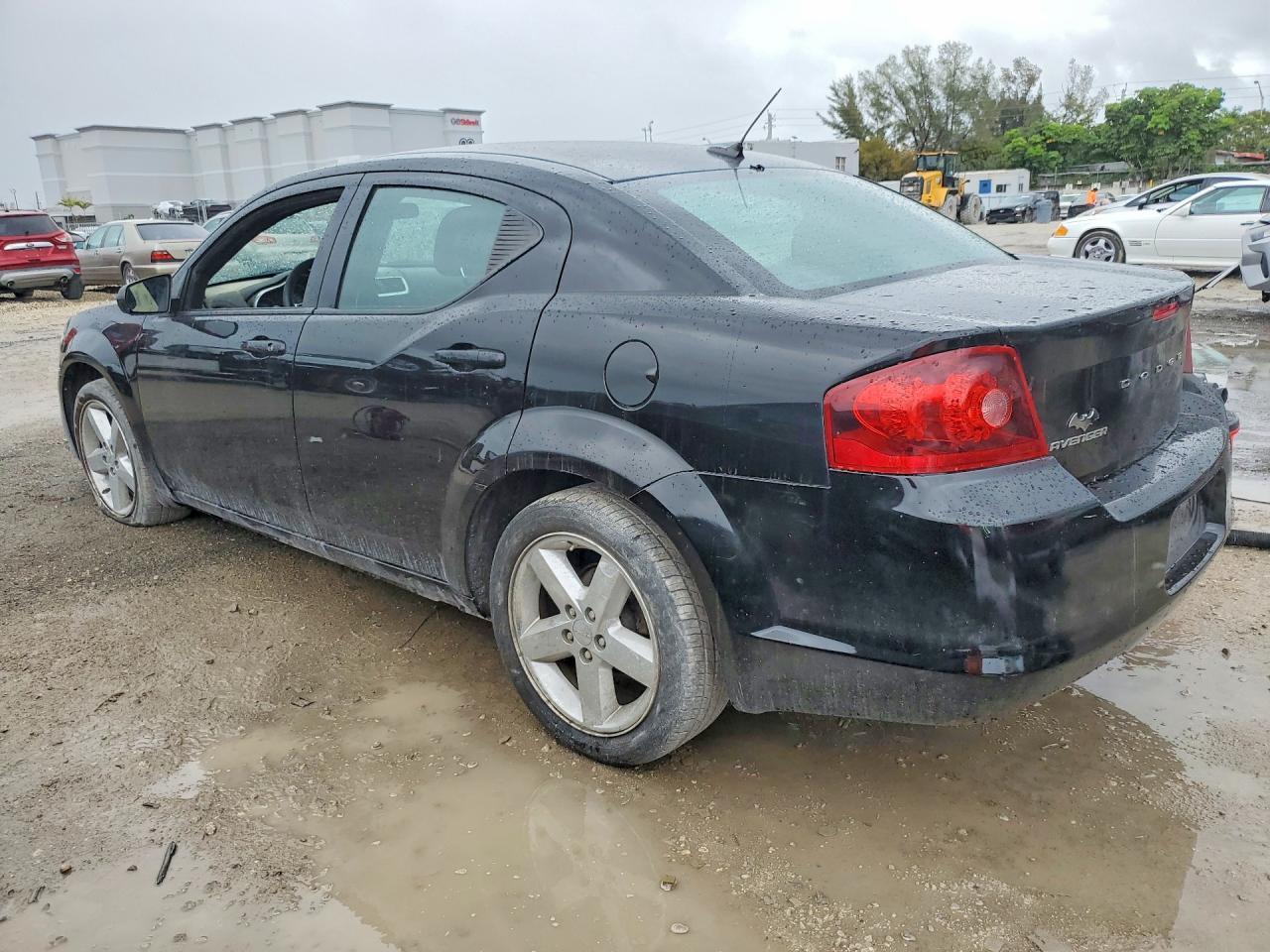 2012 DODGE Avenger