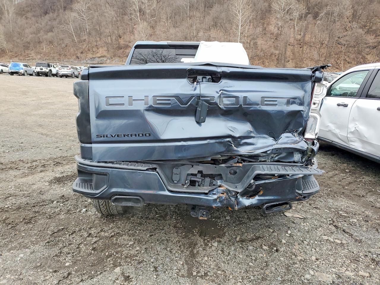 2021 CHEVROLET Silverado